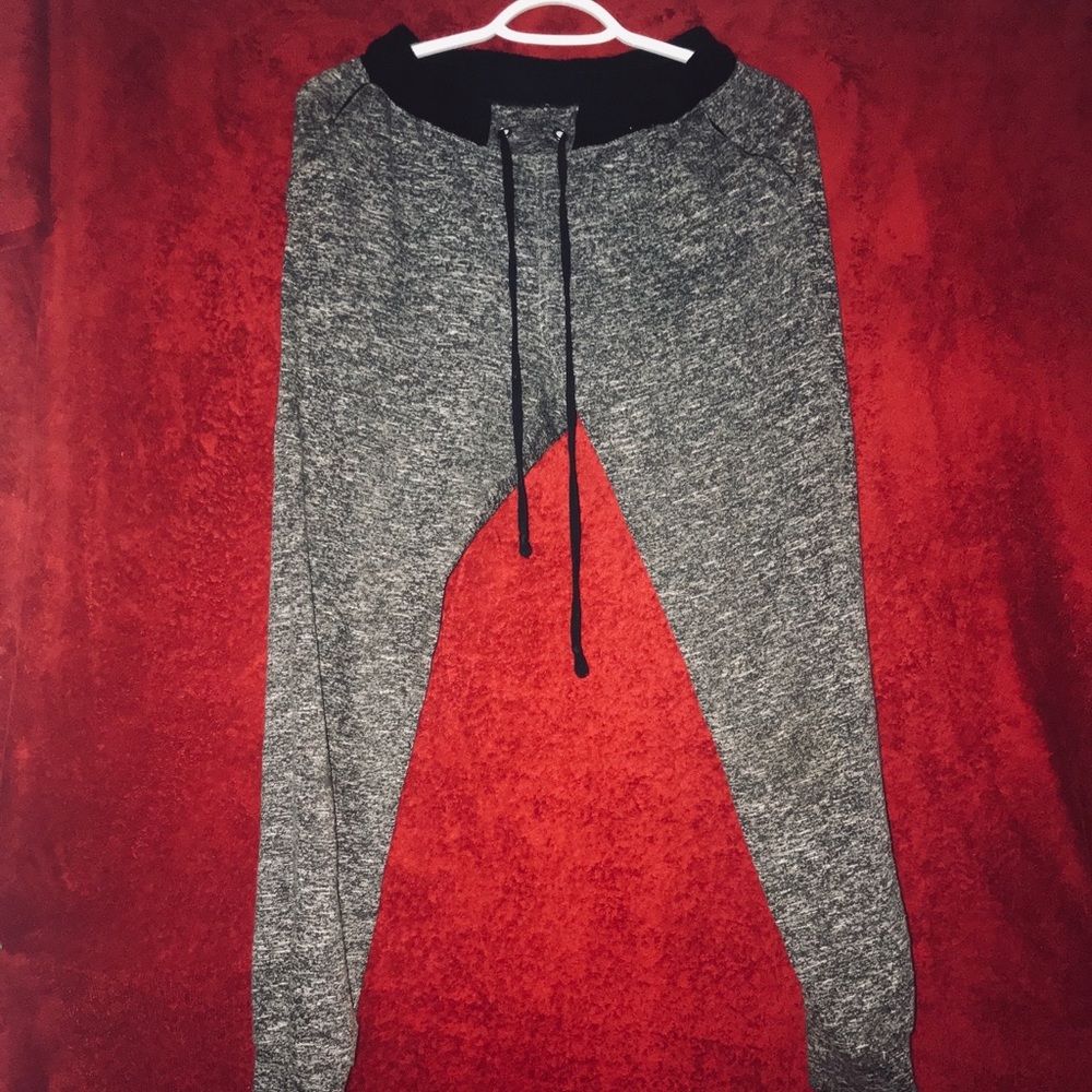 RUE21 black and grey joggers 👌🏾💗